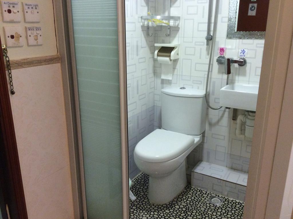 Li Cheng Guesthouse Hong Kong Exterior photo